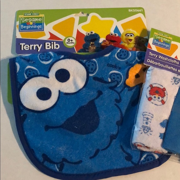 Sesame Street Cookie Monster Baby Set Bib & Cloths - Picture 2 of 6